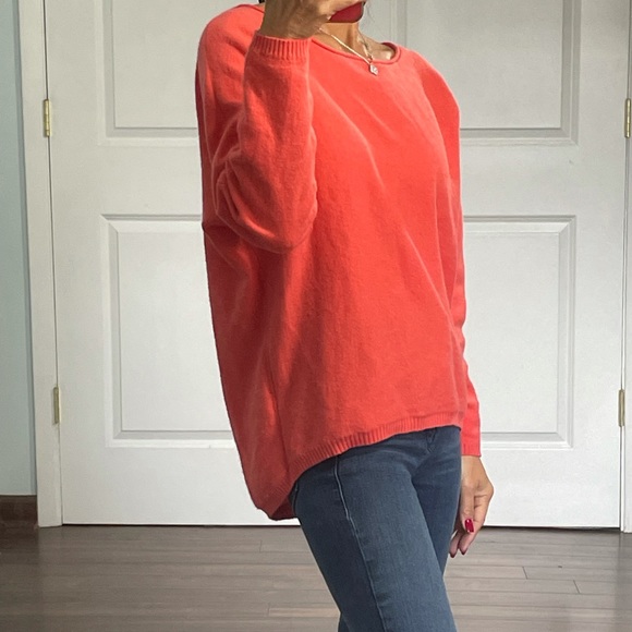 Neiman Marcus Neon Orange 100% Cashmere Long Sleeves High Low Sweater - Picture 6 of 12